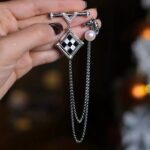 Brooch "Equestrian Chessboard" Vintage Court-Style Brooch — Pearl Chain Accessory with a Niche, High-End Aesthetic